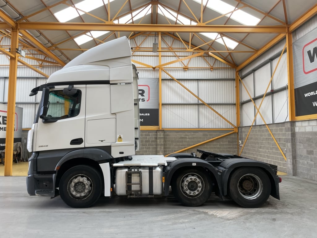 MERCEDES ACTROS 2543 *EURO 6* 6X2 TRACTOR UNIT – 2017 – YA17 NFH