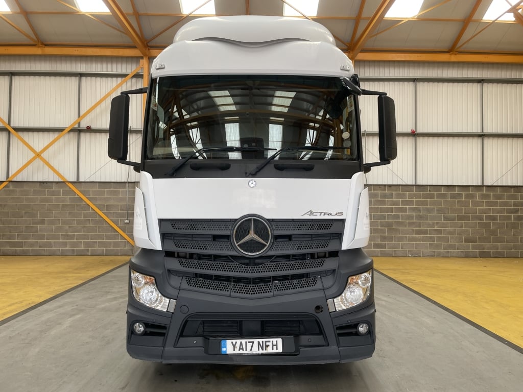 MERCEDES ACTROS 2543 *EURO 6* 6X2 TRACTOR UNIT – 2017 – YA17 NFH