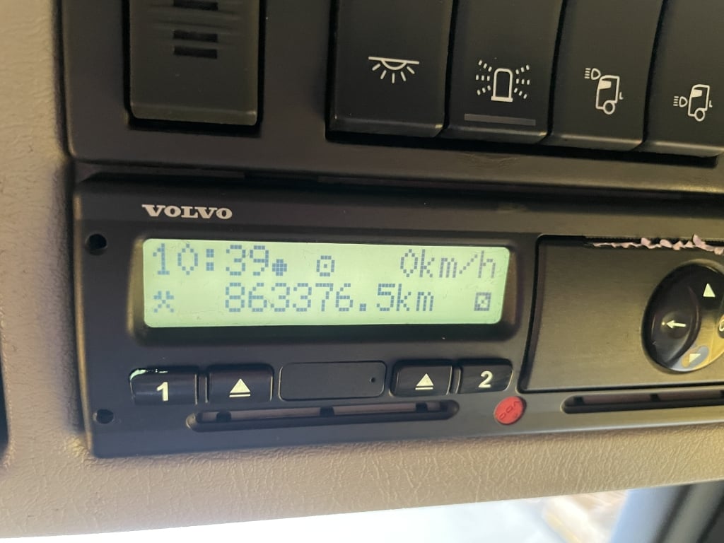 VOLVO FM 460 *EURO 6*, BENNE BASCULANTE 8X4 À TRIDEM EN ALUMINIUM – 2017 – YK17 OGL