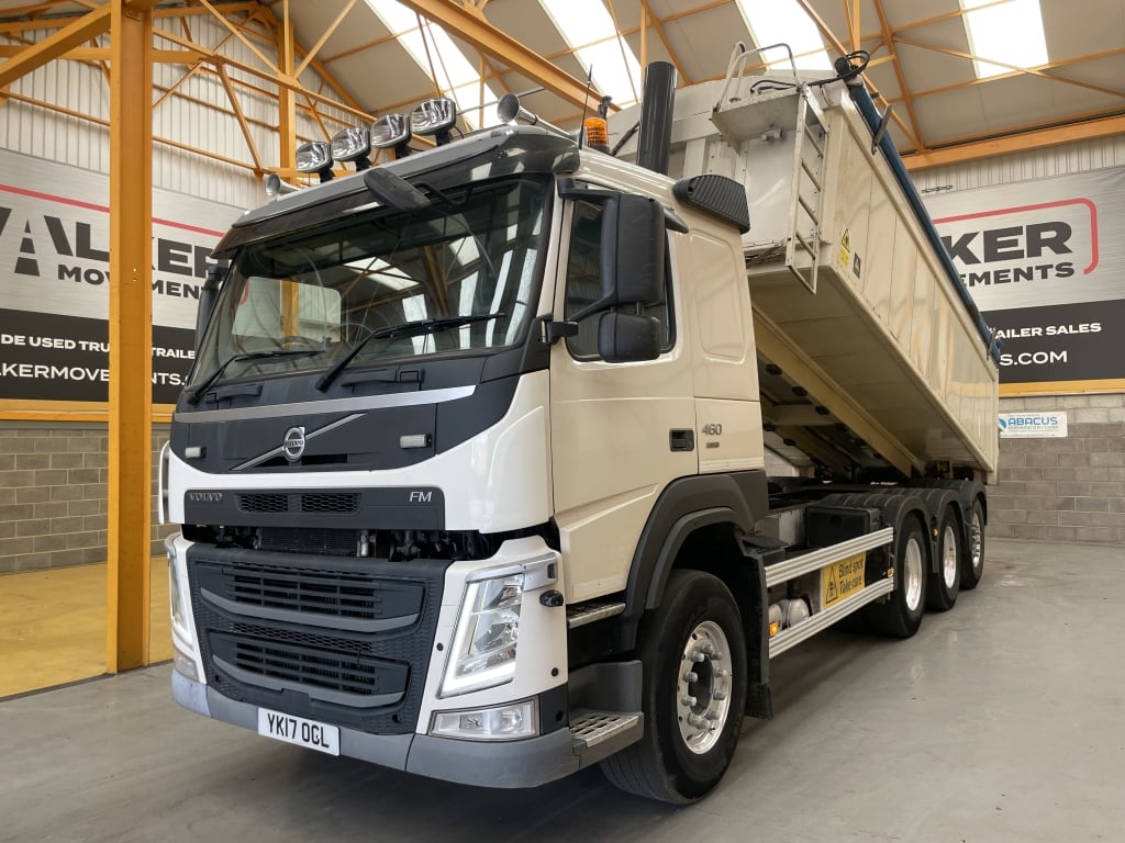 VOLVO FM 460 *EURO 6*, BENNE BASCULANTE 8X4 À TRIDEM EN ALUMINIUM – 2017 – YK17 OGL
