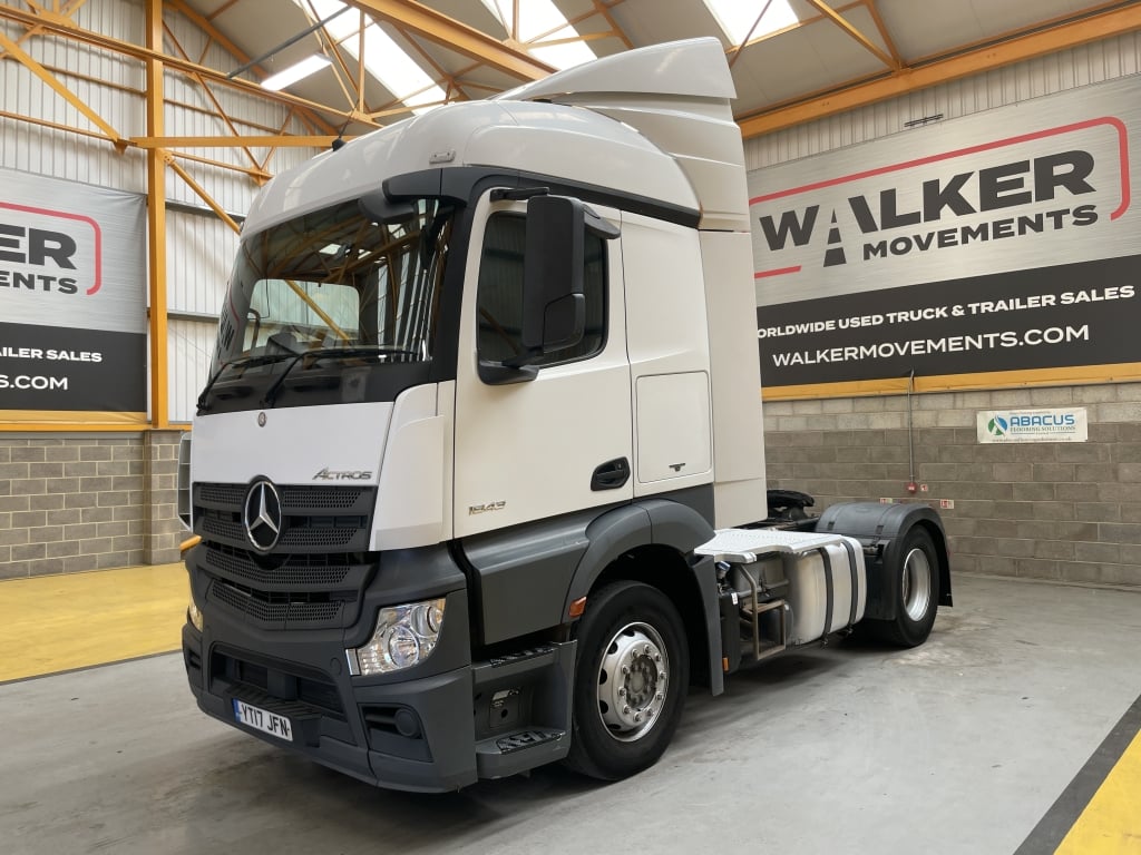 MERCEDES ACTROS 1843 STREAMSPACE *EURO 6* 4X2 TRACTOR UNIT – 2017 – YT17 JFN