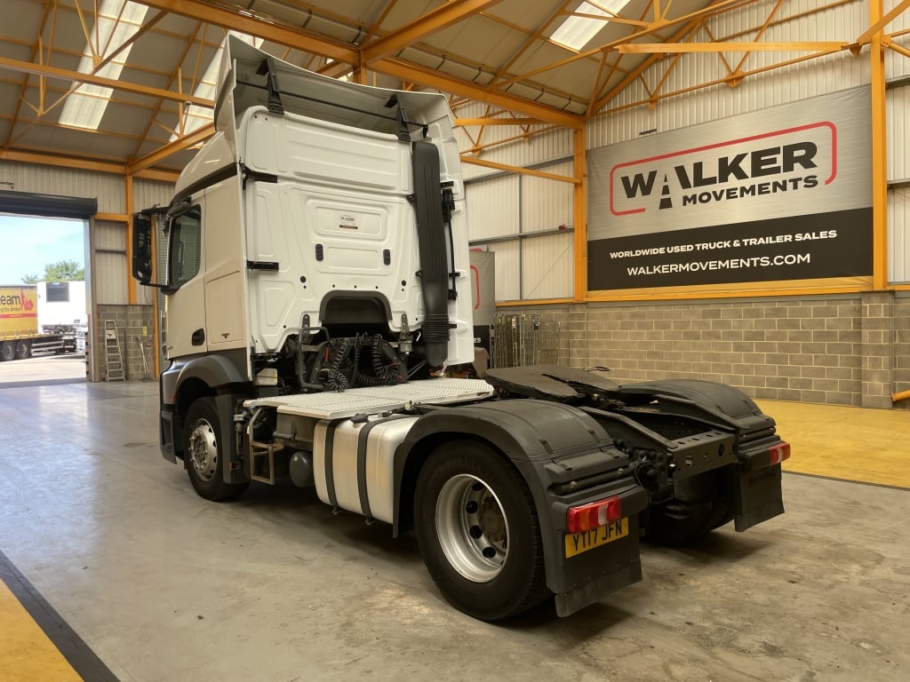MERCEDES ACTROS 1843 STREAMSPACE *EURO 6* 4X2 TRACTOR UNIT – 2017 – YT17 JFN