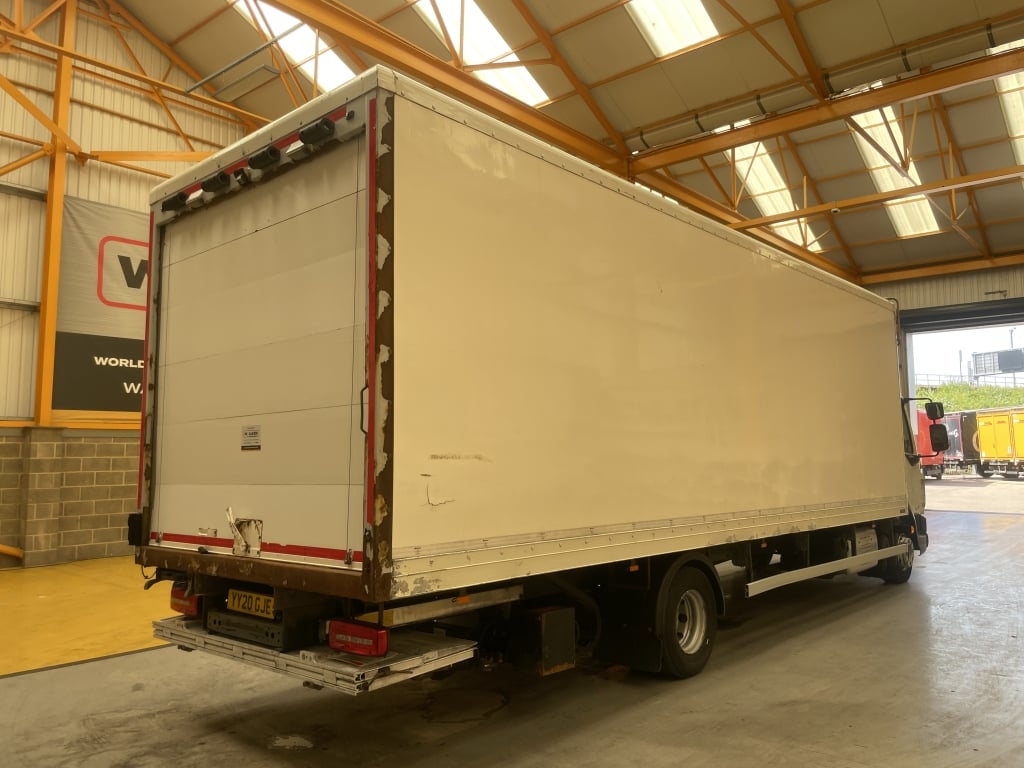 DAF LF180 4X2 *EURO 6* 12 TONNE BOX – 2020 – YY20 GJE*