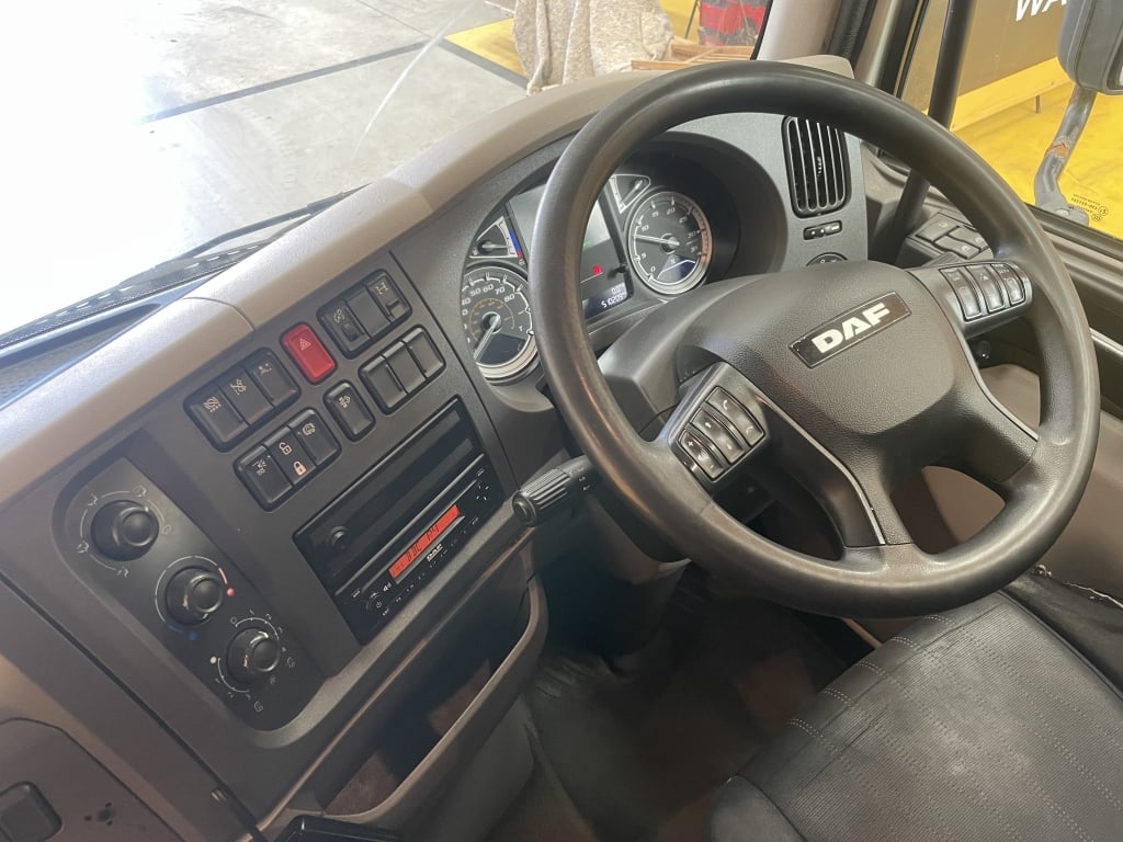 DAF LF180 4X2 *EURO 6* 12 TONNE BOX – 2020 – YY20 GKF