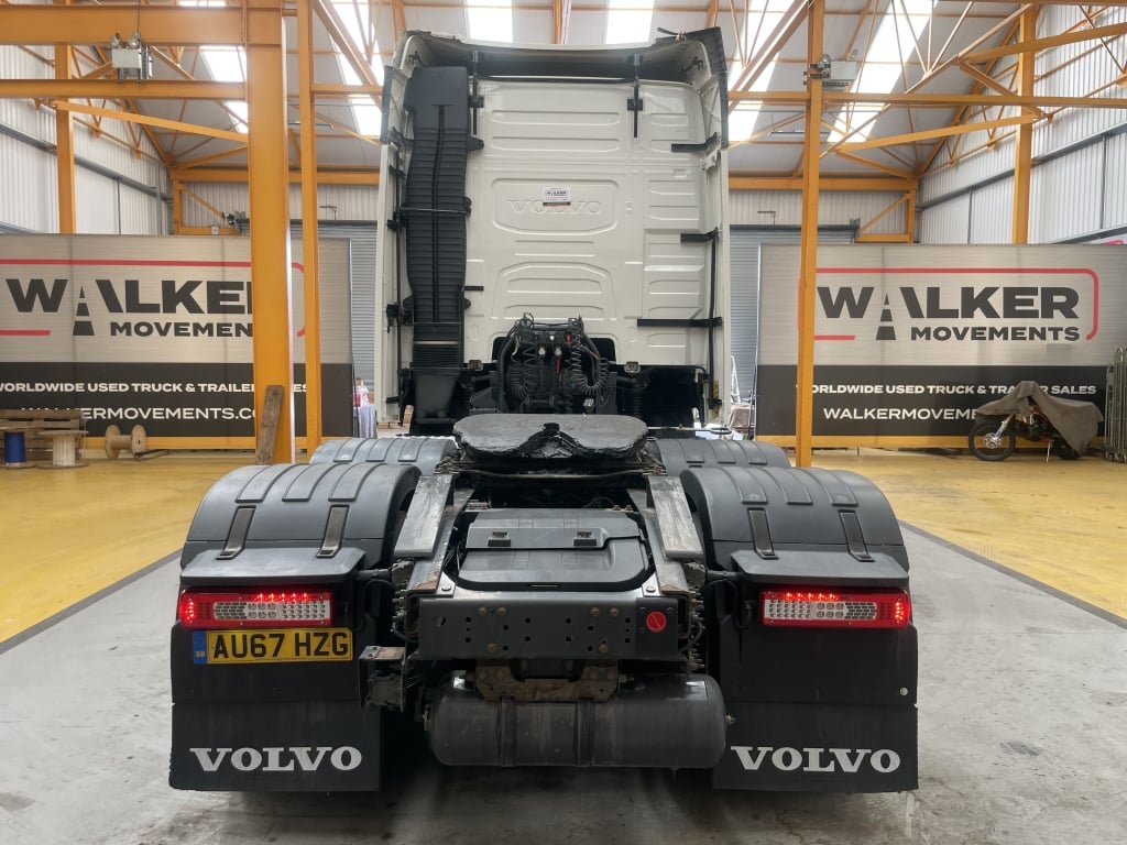 VOLVO FH 500 *EURO 6* GLOBETROTTER 6X2 TRACTOR UNIT – 2017 – AU67 HZG