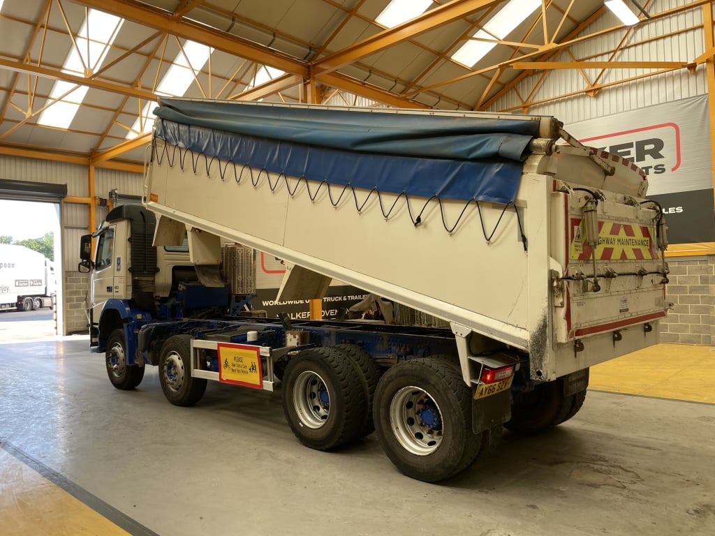 VOLVO FM 410 *EURO 6* 8X4 ALUMINIUM INSULATED TIPPER – 2016 – AY66 SZV