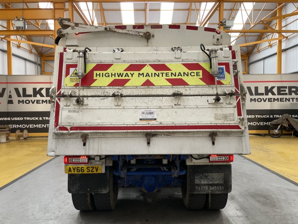 VOLVO FM 410 *EURO 6* 8X4 ALUMINIUM INSULATED TIPPER – 2016 – AY66 SZV