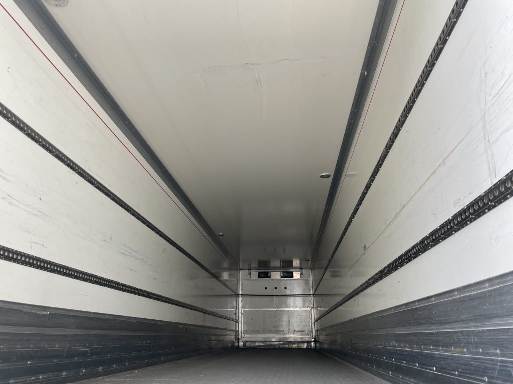 GRAY AND ADAMS 44FT INSULATED BOX TRAILER – 2003 – C115666