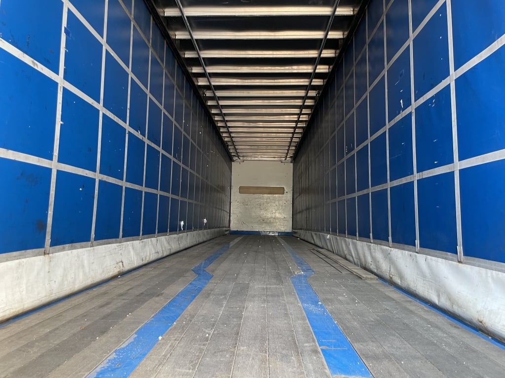 SDC 51FT/15.65M LST CURTAINSIDE TRAILER – 2013 – C330533