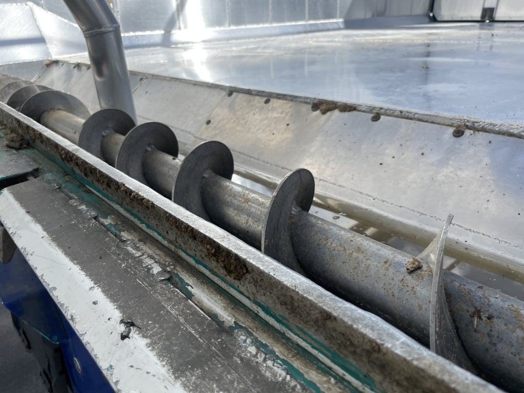 MULDOON ALUMINIMUM BULK TIPPING/BLOWER TRAILER – 2013 – C368790