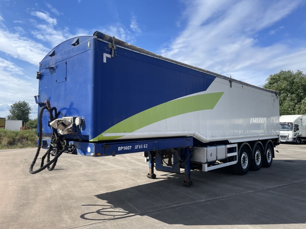 MULDOON ALUMINIMUM BULK TIPPING/BLOWER TRAILER – 2013 – C368790