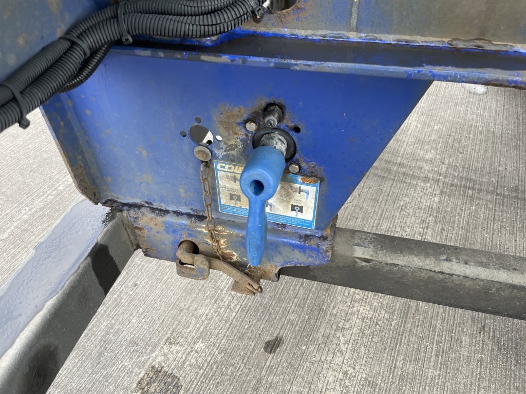 DENNISON LOCK AND GO SLIDING SKELETAL TRAILER – 2015 – C405009