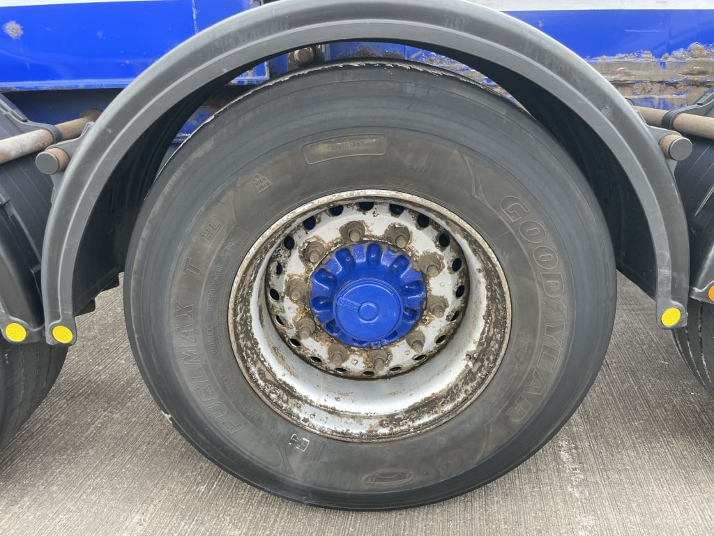DENNISON LOCK AND GO SLIDING SKELETAL TRAILER – 2015 – C405009