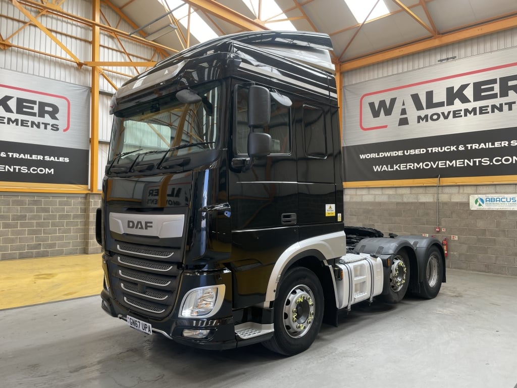 DAF XF106 530 SPACE CAB *EURO 6* 52 tonnes, modèles spéciaux, tracteur routier 6x2 – 2017 – GN67 UPA