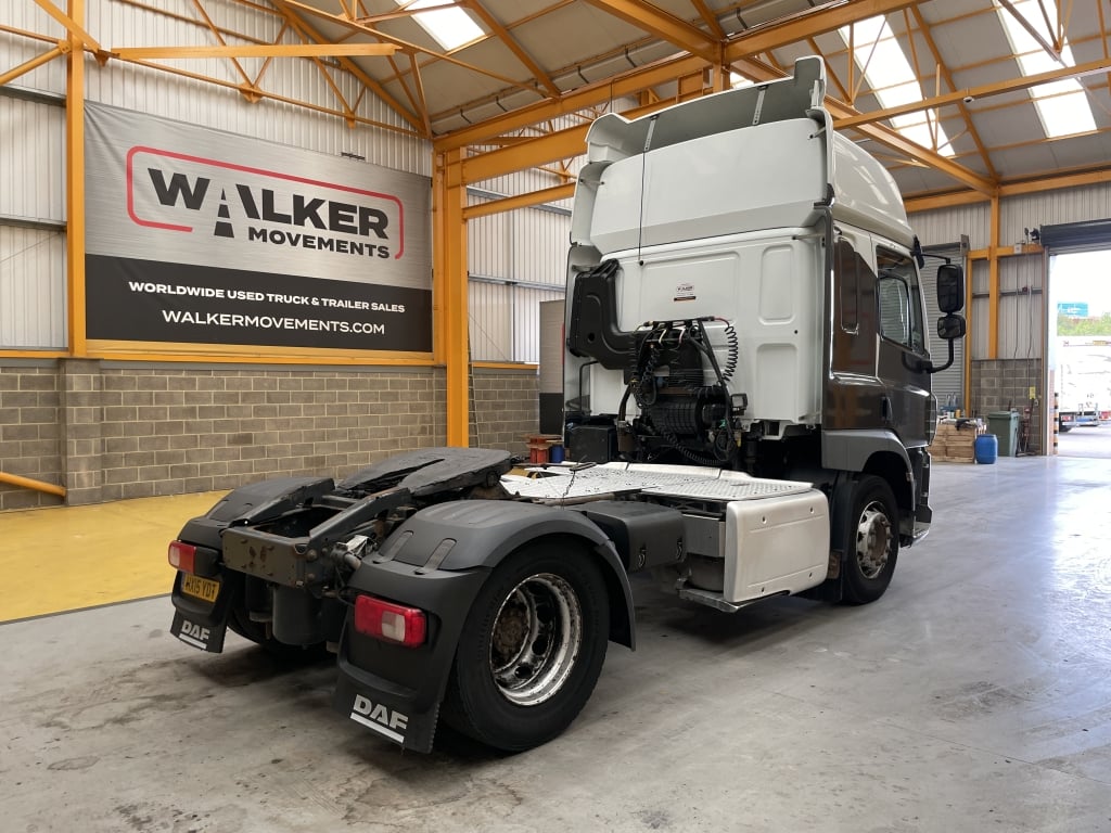 DAF CF400 SPACE CAB *EURO 6* TRACTEUR ROUTIER 4X2 – 2015 – HX15 YDT
