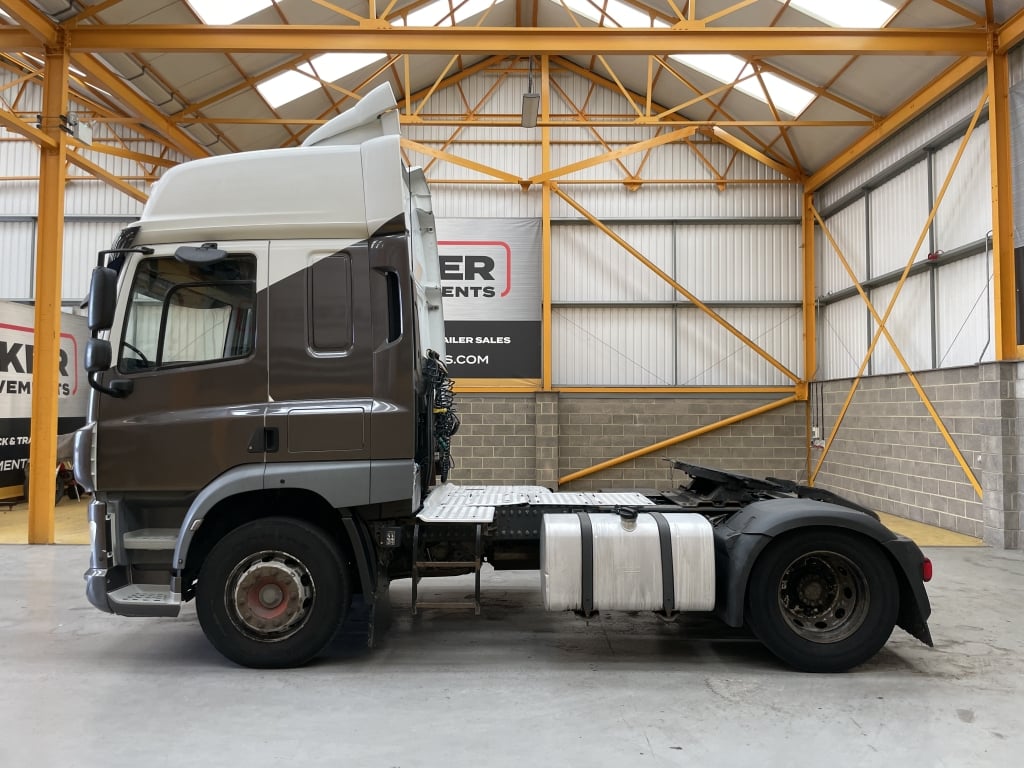 DAF CF400 SPACE CAB *EURO 6* TRACTEUR ROUTIER 4X2 – 2015 – HX15 YDT