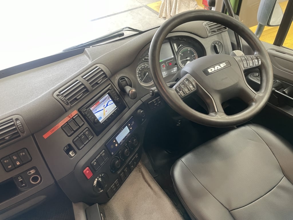 DAF CF440 8X4 ALUMINIUM BULK TIPPER/BLOWER – 2017 – PN67 OZF