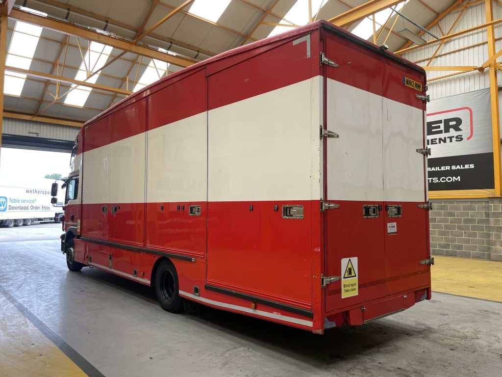MAN TGM 15.250, 15 tonnes, EURO 5, 4x2, caisse de déménagement – 2012 – WN12 MHF