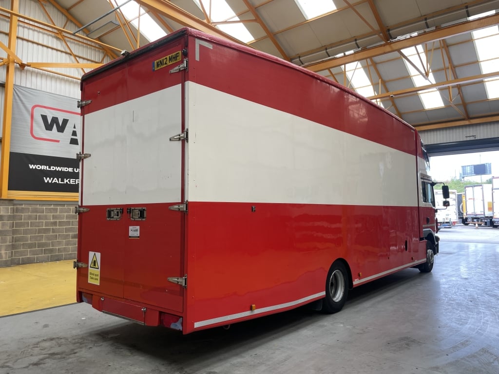 MAN TGM 15.250, 15 tonnes, EURO 5, 4x2, caisse de déménagement – 2012 – WN12 MHF