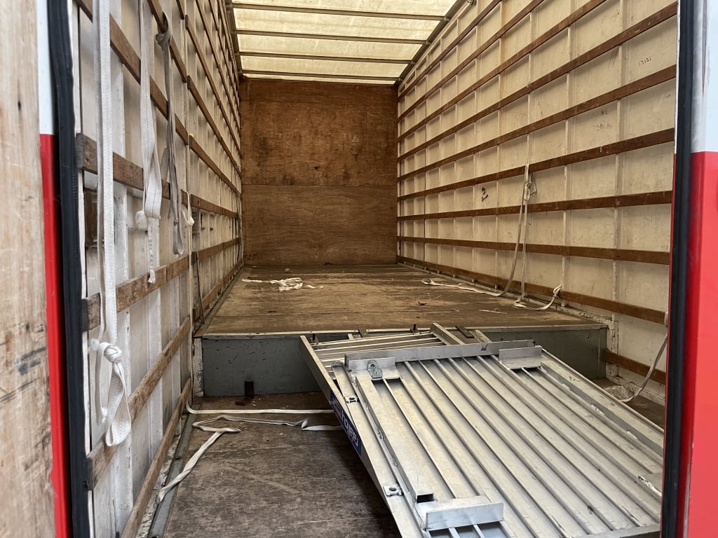 MAN TGM 15.250, 15 tonnes, EURO 5, 4x2, caisse de déménagement – 2012 – WN12 MHF
