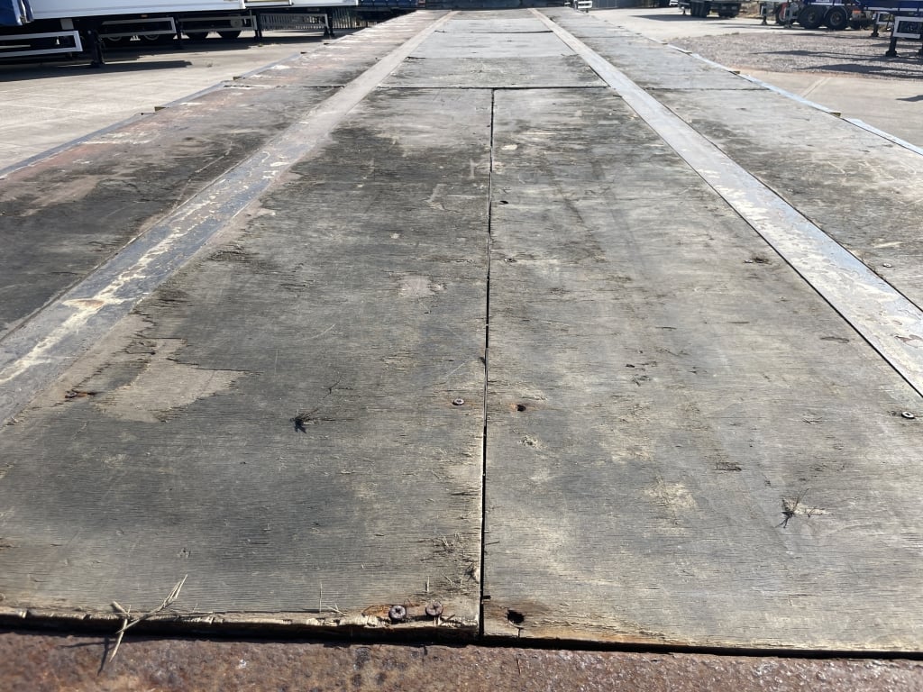 DON BUR 45FT FLATBED TRAILER – 2010 – C296716