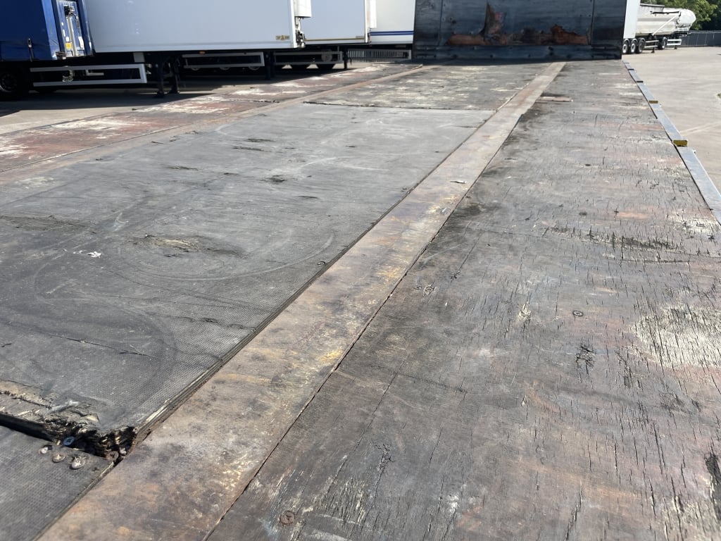 DON BUR 45FT FLATBED TRAILER – 2010 – C296716