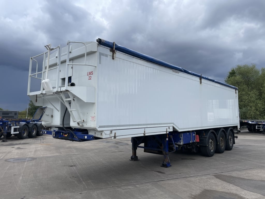 DENNISON ALUMINIMUM BULK TIPPING/BLOWER TRAILER C/W DONKEY ENGINE – 2013 – C357826