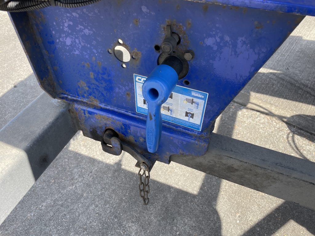 DENNISON LOCK AND GO SLIDING SKELETAL TRAILER – 2014 – C378210