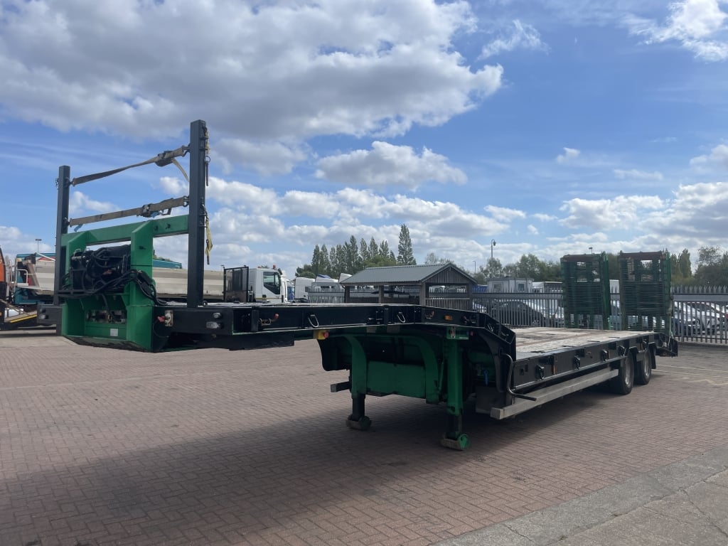 MONTRACTON TANDEM AXLE LOW LOADER / PLANT TRAILER – 2015 – C392615