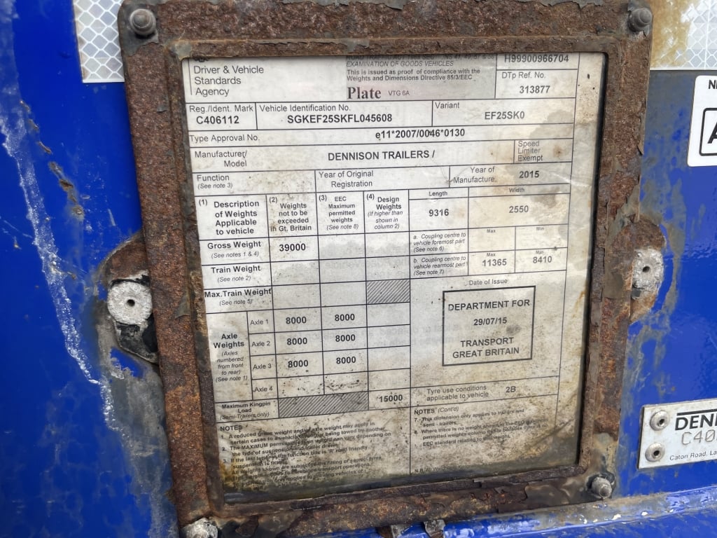 DENNISON LOCK AND GO SLIDING SKELETAL TRAILER – 2015 – C406112