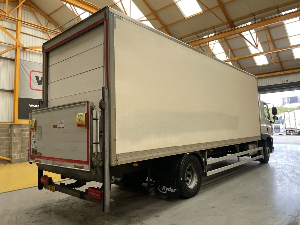 DAF CF 230 *EURO 6* 4X2 18 TONNE BOX – 2017 – FN17 BXX