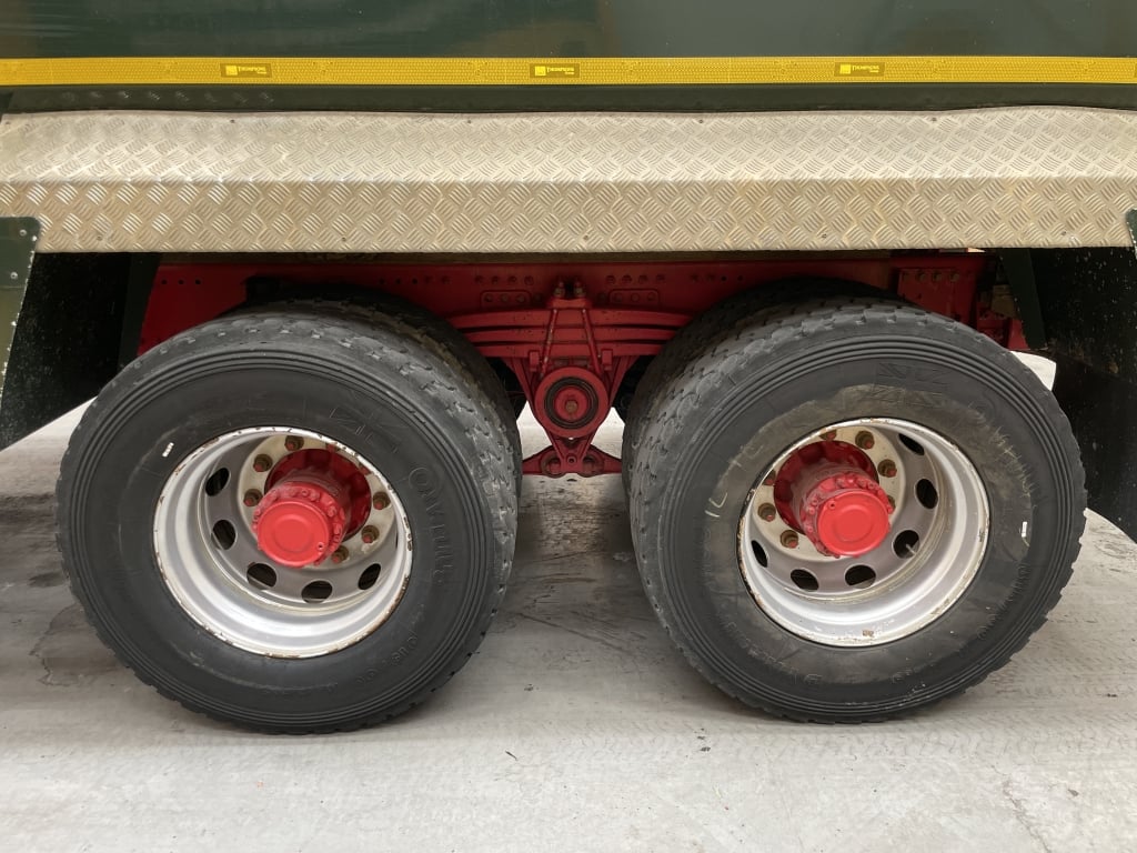 RENAULT C430 *EURO 6* BENNE BASCULANTE 8X4 EN ACIER – 2019 – HL19 UEH