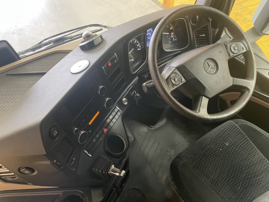 MERCEDES ACTROS 2551 GIGASPACE *EURO 6* 6X2 TRACTOR UNIT – 2017 – HX67 PNV