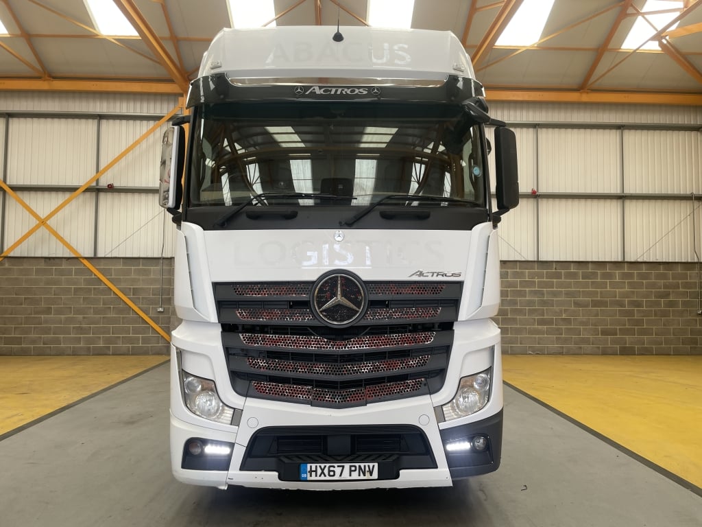 MERCEDES ACTROS 2551 GIGASPACE *EURO 6* 6X2 TRACTOR UNIT – 2017 – HX67 PNV