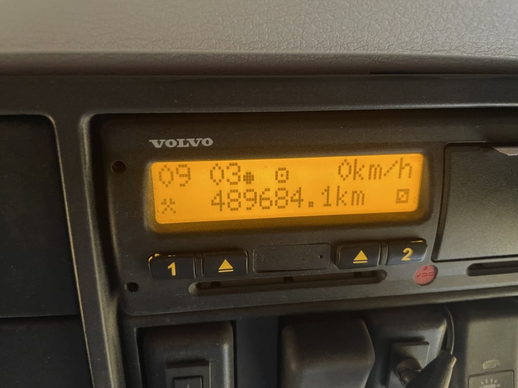 VOLVO FH 520 GLOBETROTTER 6X4 TRACTOR UNIT – 2009 – KX09 XTF