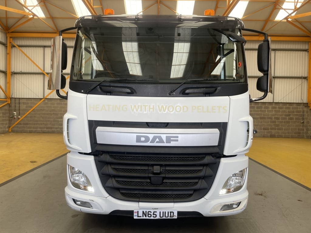 DAF CF370 *EURO 6* 6X2 30,000 LTR ALUMINIUM PELLET TANKER – 2015 – LN65 UUD