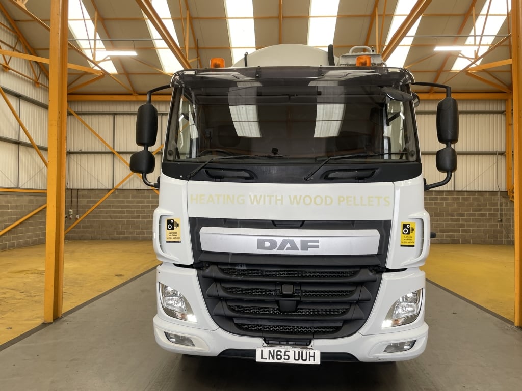 DAF CF440 *EURO 6* 8X2 38,000 LTR ALUMINIUM PELLET TANKER – 2015 – LN65 UUH