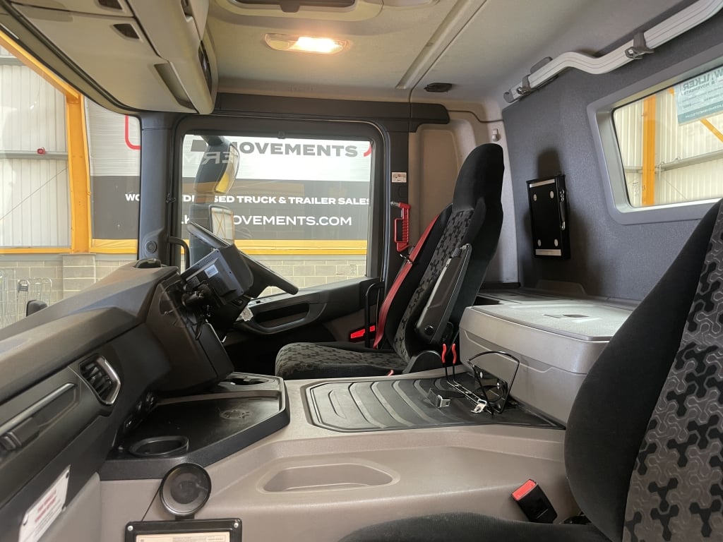 SCANIA P450 NEW GENERATION *EURO 6* PET REGS 6X2 TRACTOR UNIT – 2019 – MV69 KRK