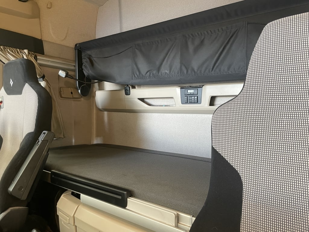 MAN TGX 26.500 *EURO 6* XLX 6X2 TRACTEUR À ESSIEU TAG – 2018 – N° de série 18, en parfait état