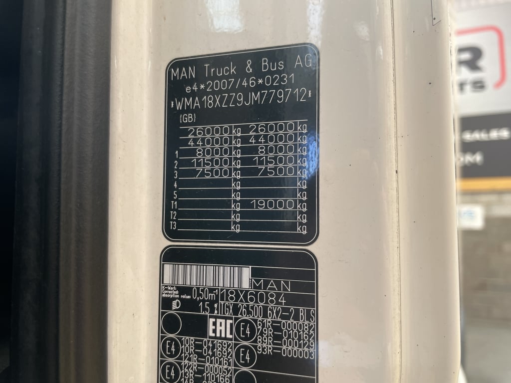 MAN TGX 26.500 *EURO 6* XLX 6X2 TRACTEUR À ESSIEU TAG – 2018 – N° de série 18, en parfait état