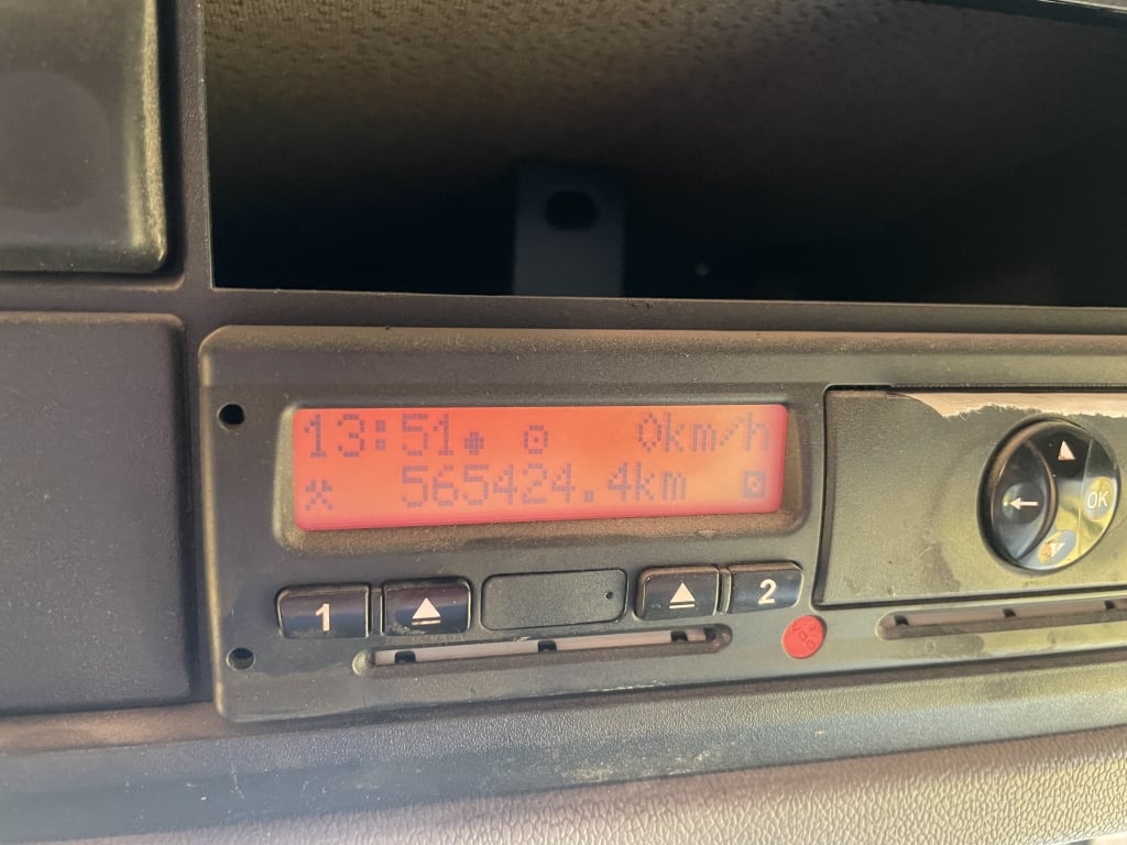 DAF CF65.250 4X2 à plateau ouvert – 2010 – YX60 OMP