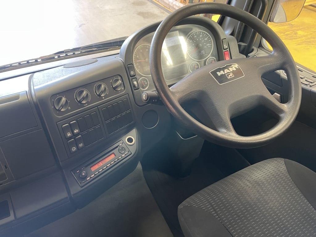 MAN TGL 7.150, CAMION-BOÎTE DE 7,5 TONNES – 2009 – AL59 ADG