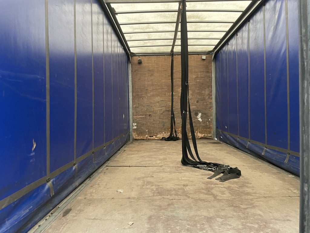 IVECO EURO CARGO 75E16 *EURO 6* 4X2, 7.5 TONNE CURTAINSIDER – 2015 – BU15 UZX