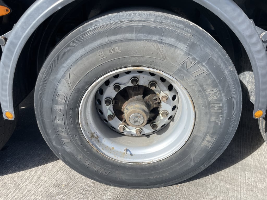 REMORQUE À PLATEAU DON BUR DE 45 PIEDS – 2012 – C330545
