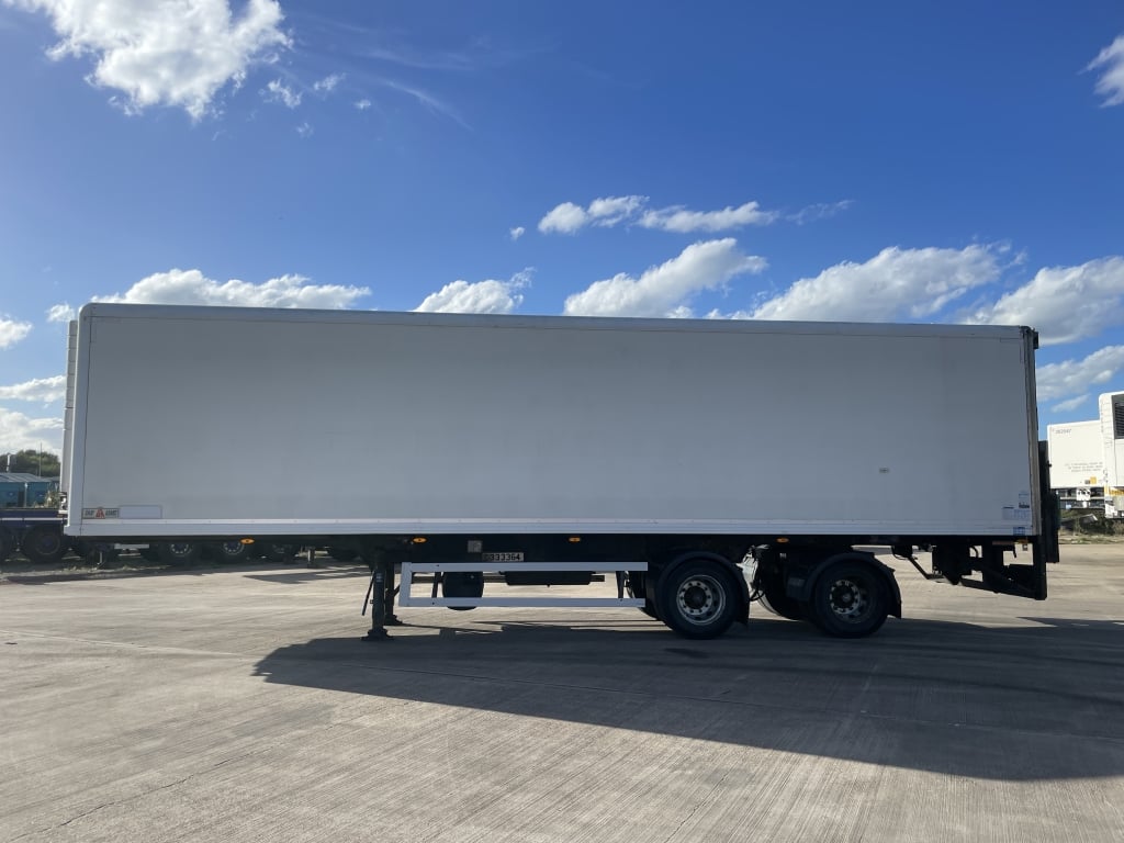 GRAY AND ADAMS 37FT TANDEM AXLE INSULATED FRIDGE TRAILER – 2012 – C333364