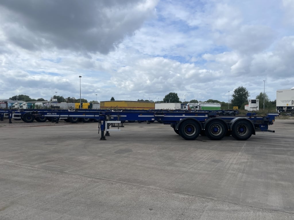 DENNISON LOCK AND GO SLIDING SKELETAL TRAILER – 2014 – C378211