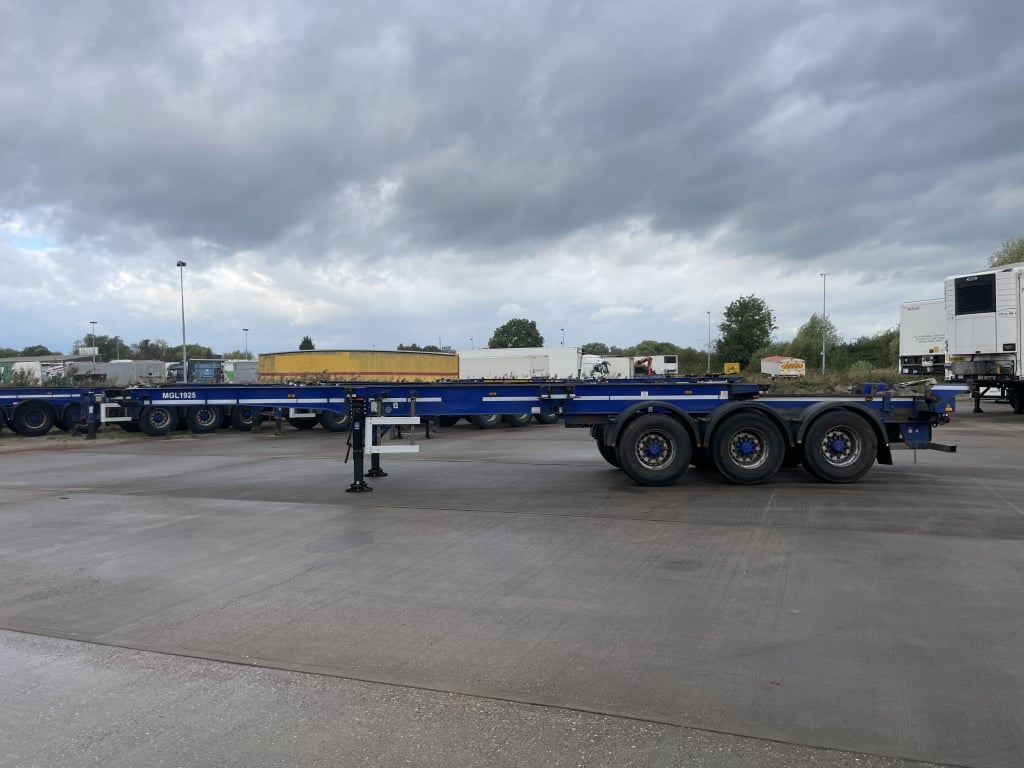 DENNISON LOCK AND GO SLIDING SKELETAL TRAILER – 2014 – C378661