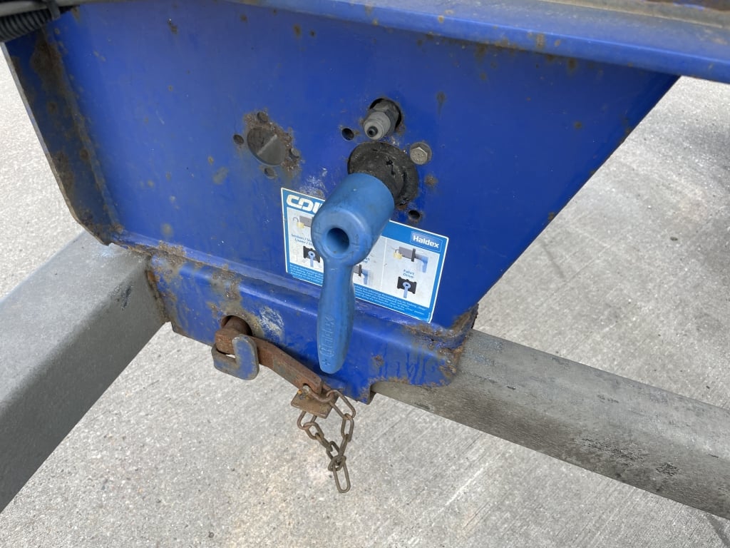 DENNISON LOCK AND GO SLIDING SKELETAL TRAILER – 2015 – C398613