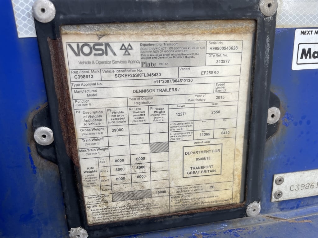 DENNISON LOCK AND GO SLIDING SKELETAL TRAILER – 2015 – C398613