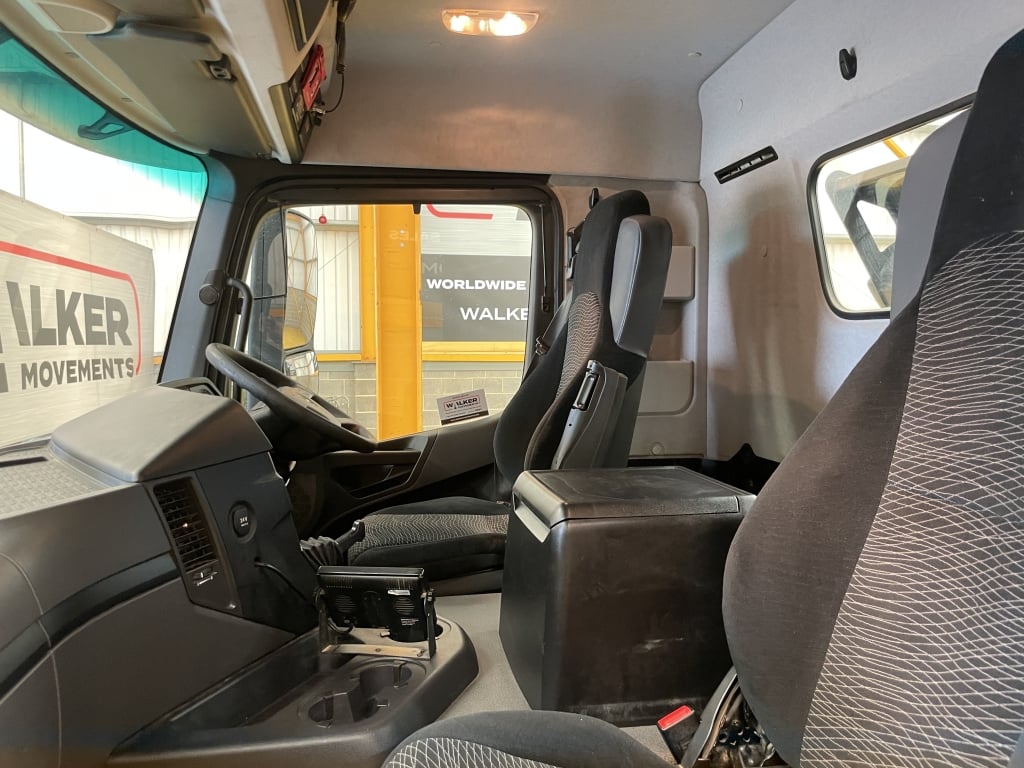 MERCEDES AROCS 3248 8X4 *EURO 6* BENNE BASCULANTE EN ACIER – 2018 – CN68 UPM